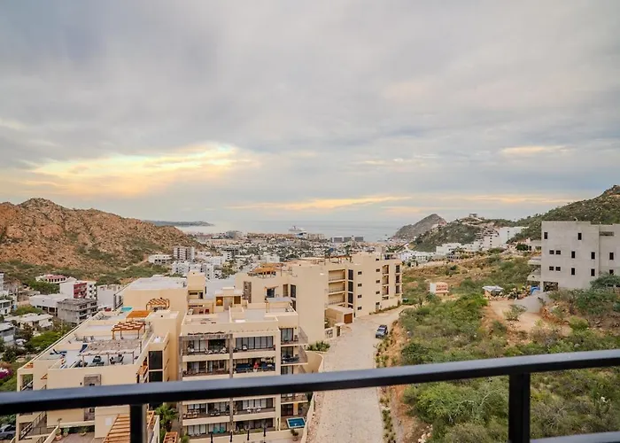 Luxury Penthouse W Rooftop Jacuzzi In Cabo Cabo San Lucas