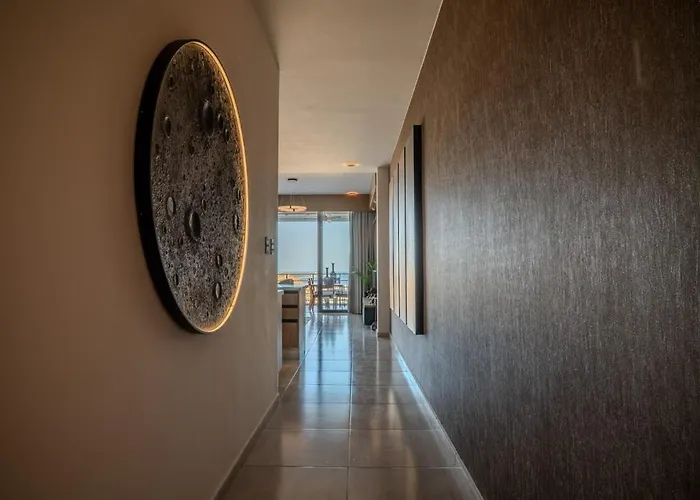 Luxury Penthouse W Rooftop Jacuzzi In Cabo Apartamento *